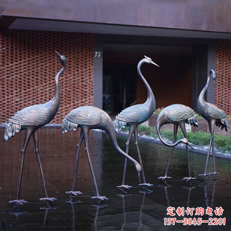 广西不锈钢仙鹤飞翔雕塑