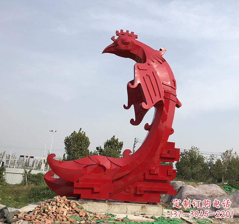 广西凤凰展翅飞翔——不锈钢现代广场的雕塑之美