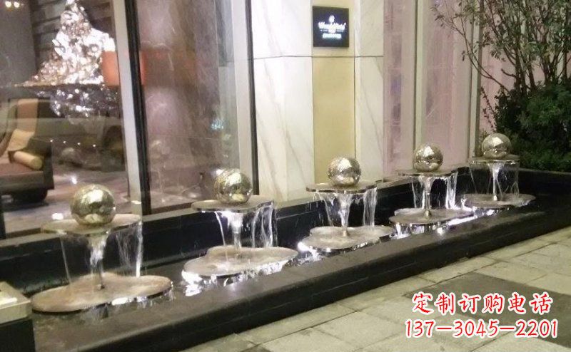广西不锈钢小喷泉雕塑美丽之灵