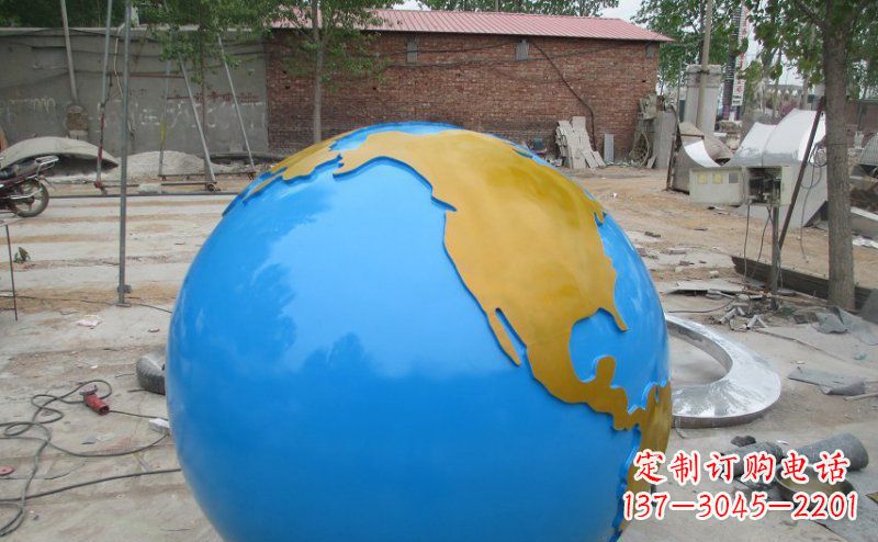 广西不锈钢校园地球雕塑象征着全球友好