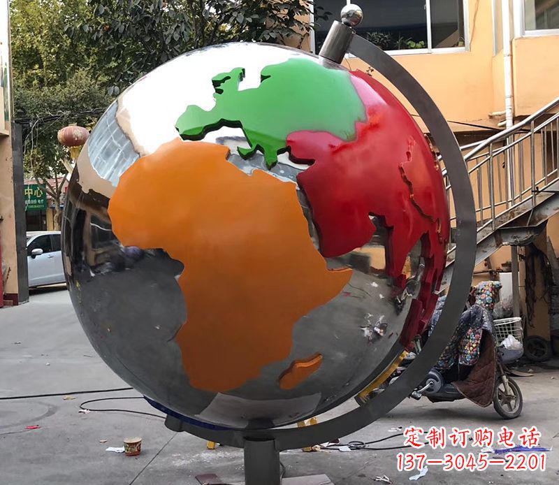 广西该雕塑的。