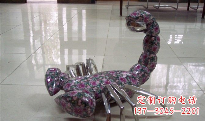 广西不锈钢蝎子雕塑精美的装饰品