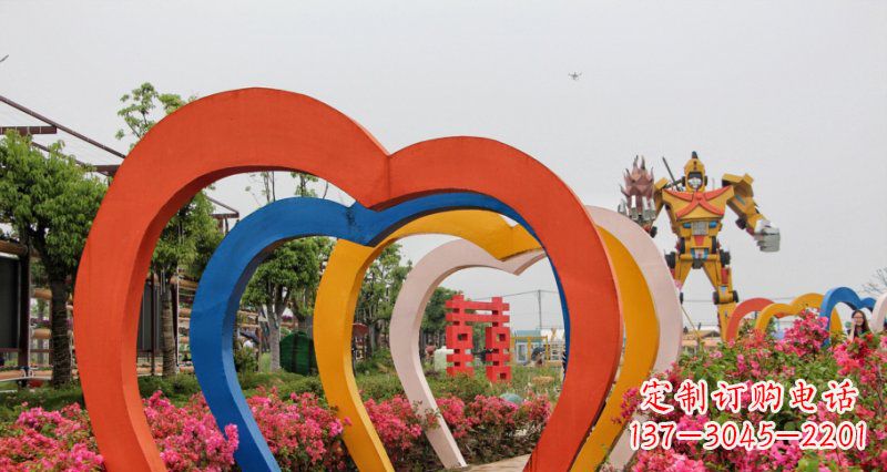 广西不锈钢心形拱门雕塑——浪漫之门
