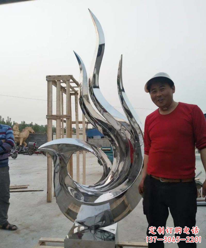 广西不锈钢艺术之美——凤凰雕塑