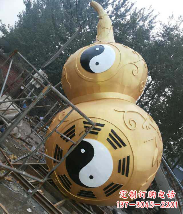 广西精美不锈钢葫芦雕塑