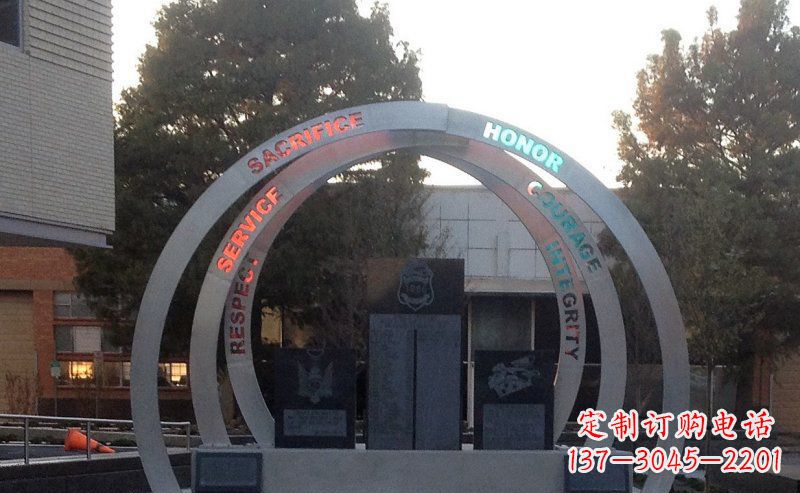 广西不锈钢艺术门圆环雕塑——精美绝伦