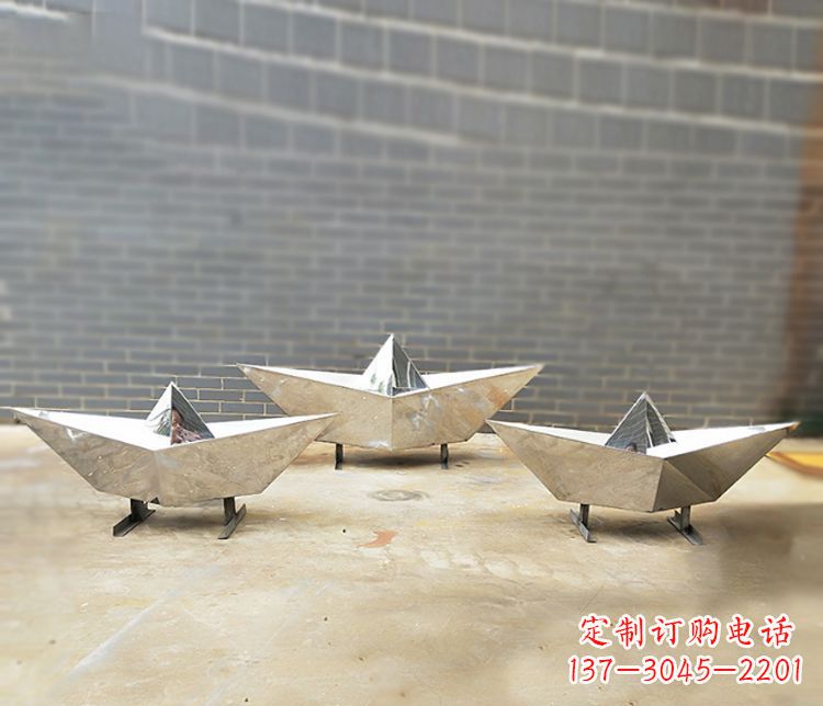 广西不锈钢元宝雕塑精致的艺术品
