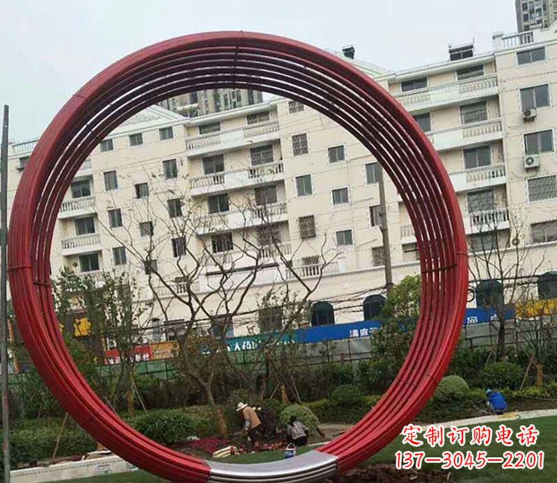 广西不锈钢圆环雕塑精致而经久耐用