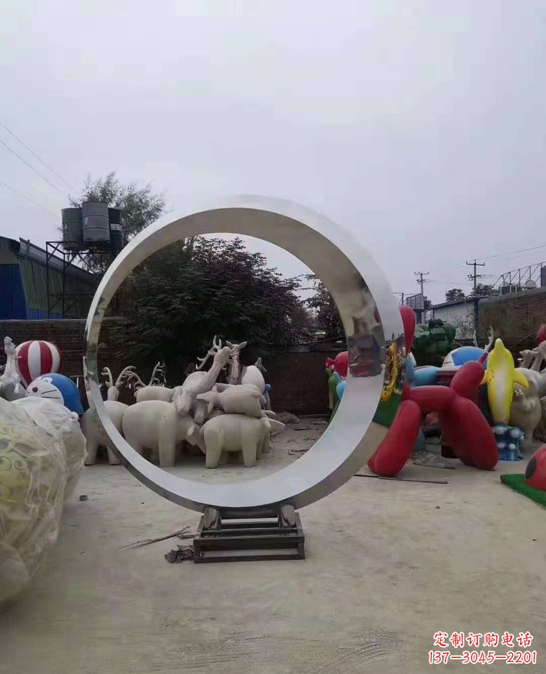 广西不锈钢圆环雕塑，点缀环境美景