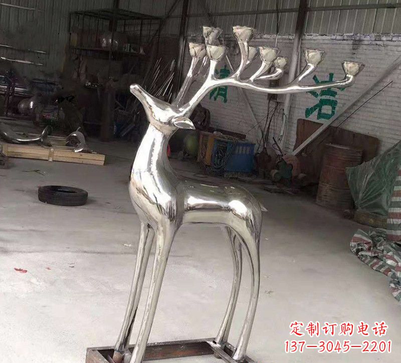 广西精美梅花鹿雕塑——点亮不锈钢烛台