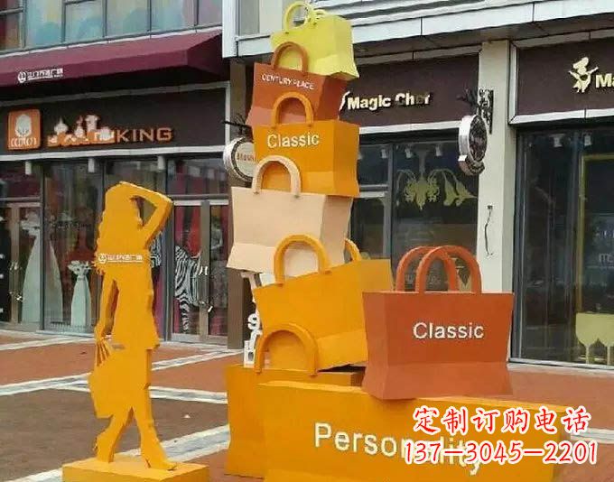 广西非凡购物袋雕塑——给步行街带来美好的变化