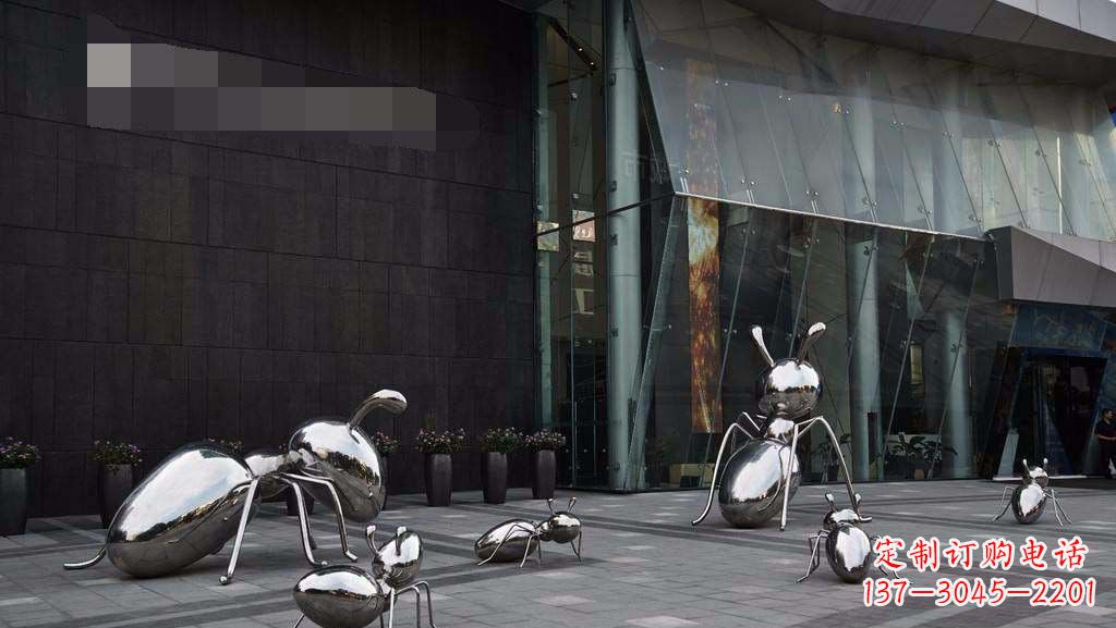广西不锈钢蚂蚁雕塑——美化步行街