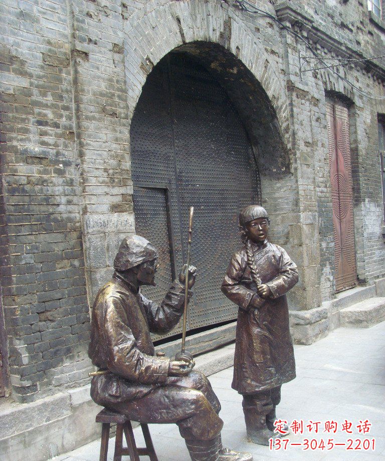 广西二胡铜雕艺术形式的精髓