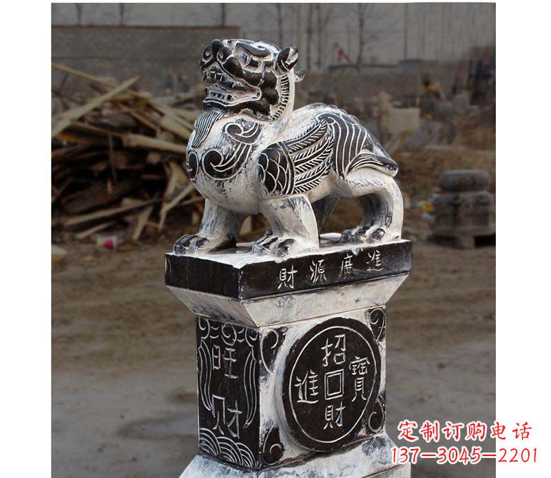 广西门墩雕塑财源广进的象征