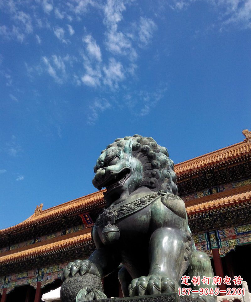 广西铜狮子雕塑——永恒的象征