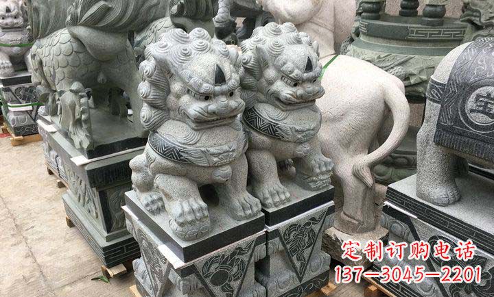 广西瑞士狮子门口雕塑