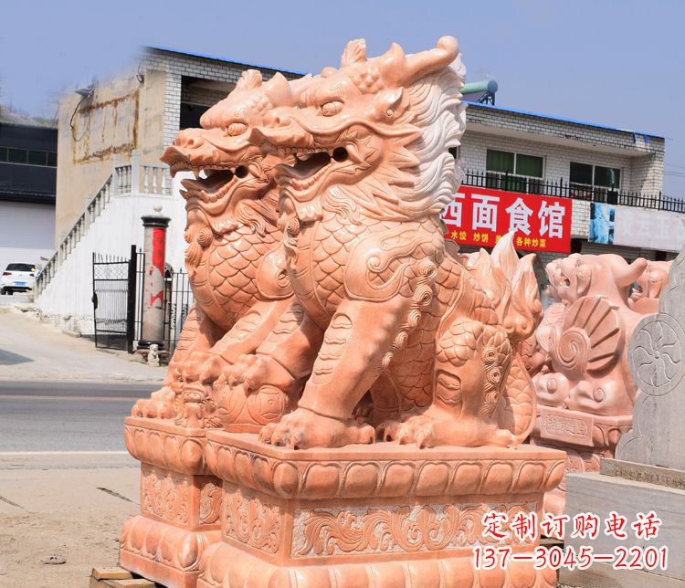 广西传说中的麒麟雕塑