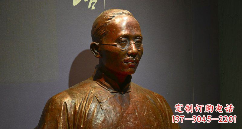 广西蔡元培——一位传奇民族英雄的雕塑