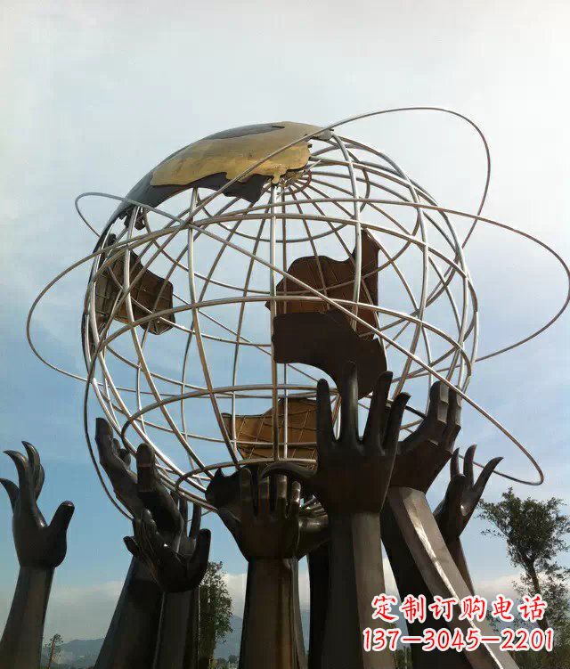 广西石家庄的地球雕塑一个城市的精神象征