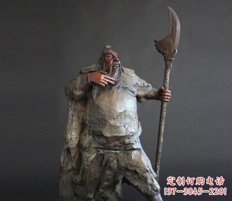 广西持刀关公招财玻璃钢仿铜雕塑——全新的艺术风格