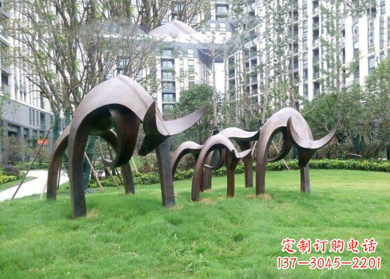 广西抽象牛铸铜雕塑-小区园林草坪动物摆件