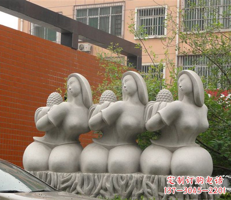广西抽象三个女人石雕