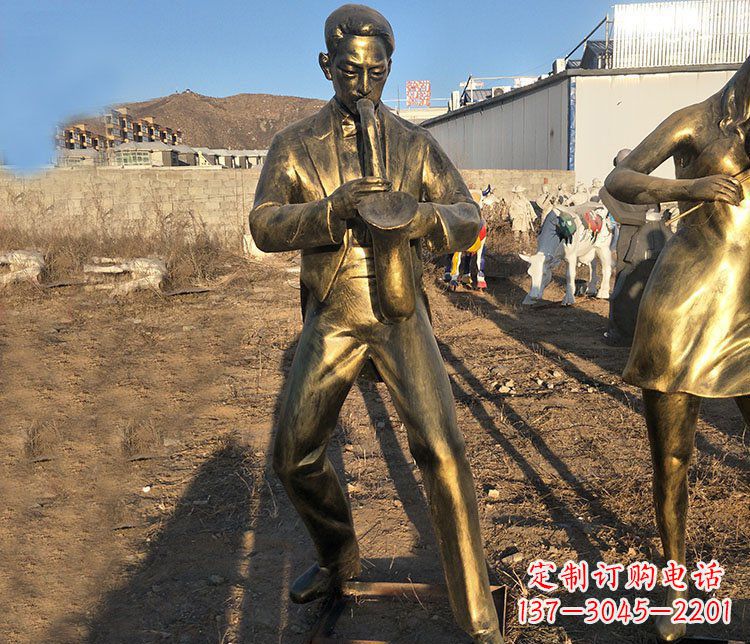 广西铜雕萨克斯风音乐人物