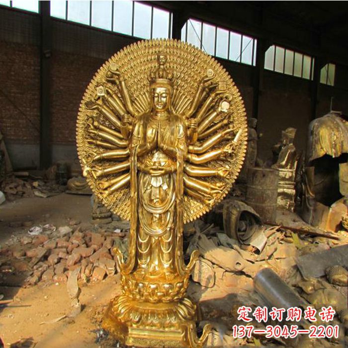 广西纯铜千手观音雕塑