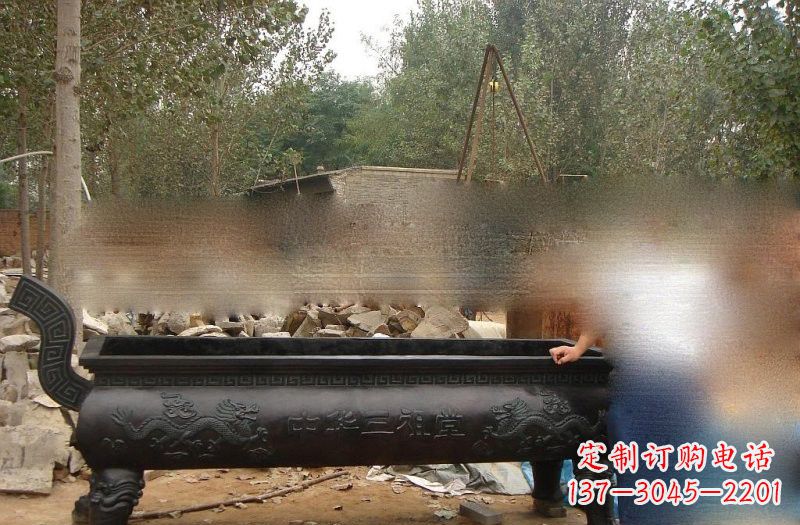 广西祠堂方形香炉铜雕