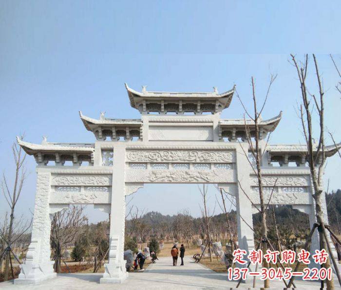 广西村口三门石雕牌楼 (6)