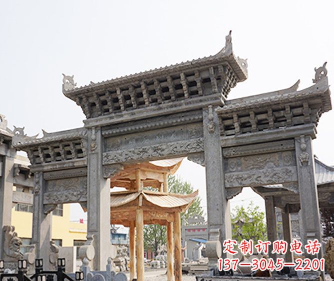 广西村庄大理石三门牌坊石雕