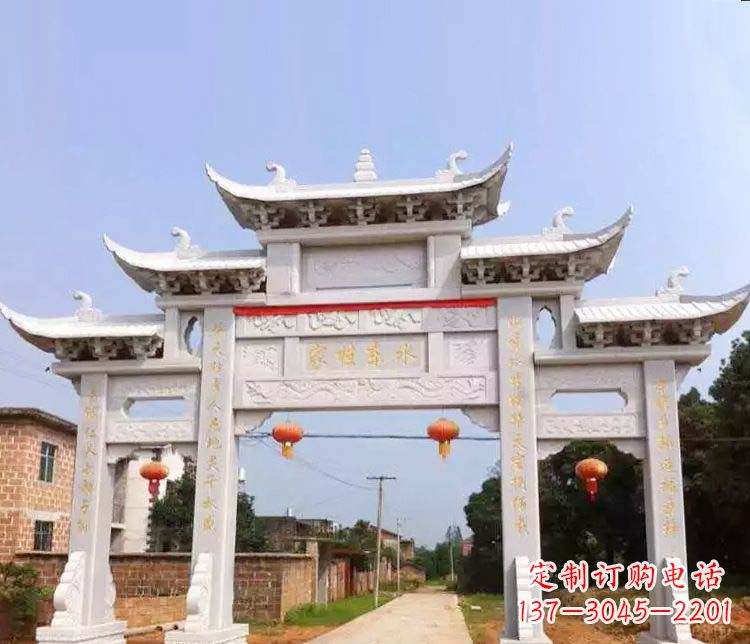 广西传承村庄牌坊石雕文化