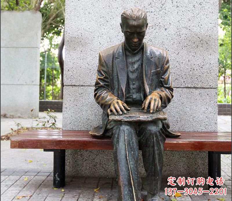 广西“男性英姿飒爽的雕塑”