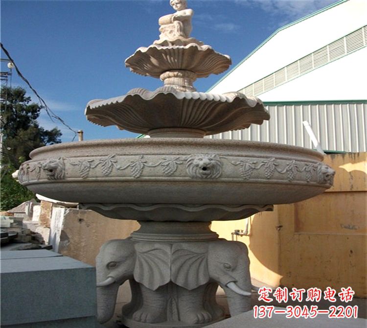 广西雕刻出美景大钵石雕塑的天鹅