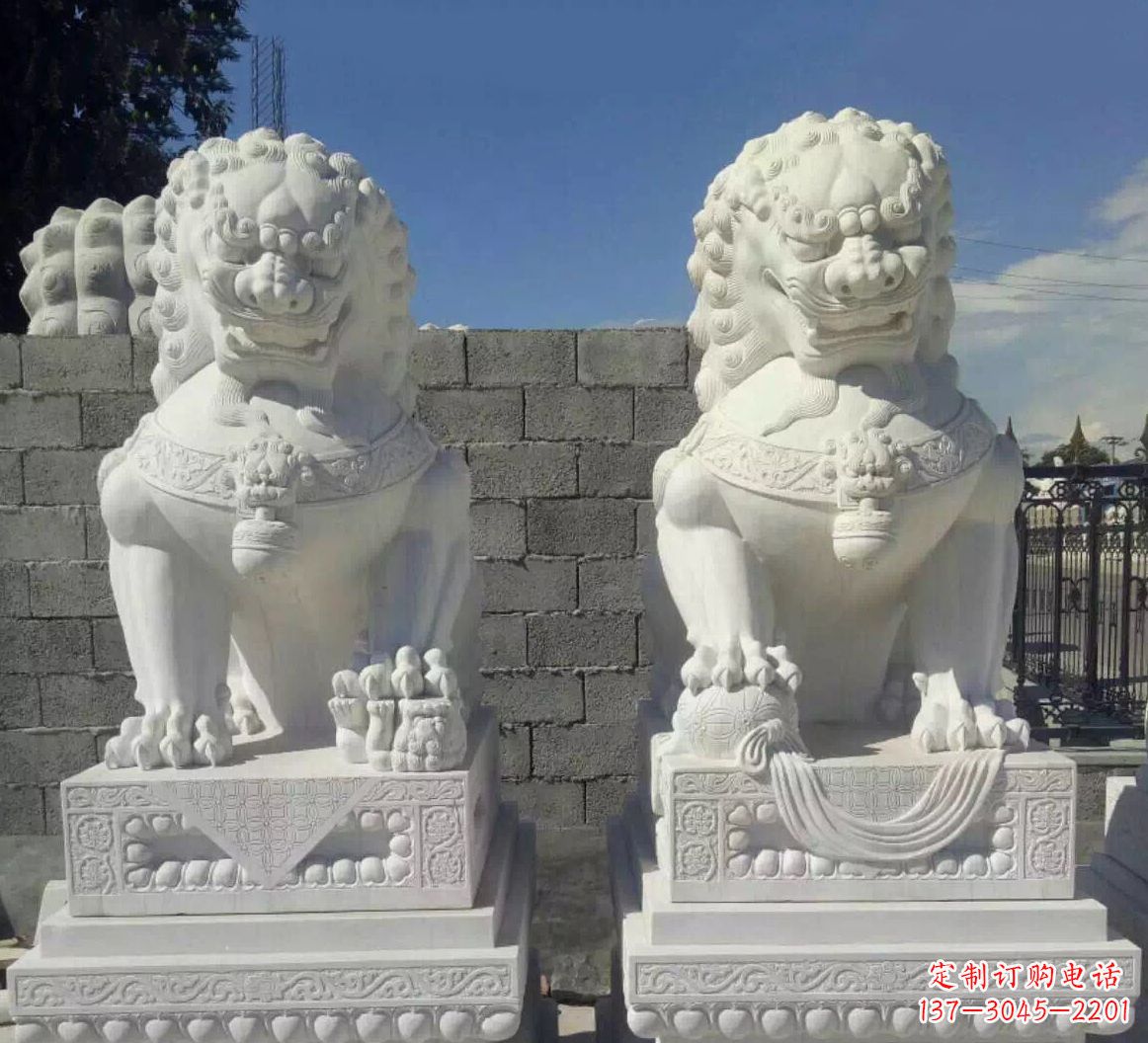 广西该雕塑。