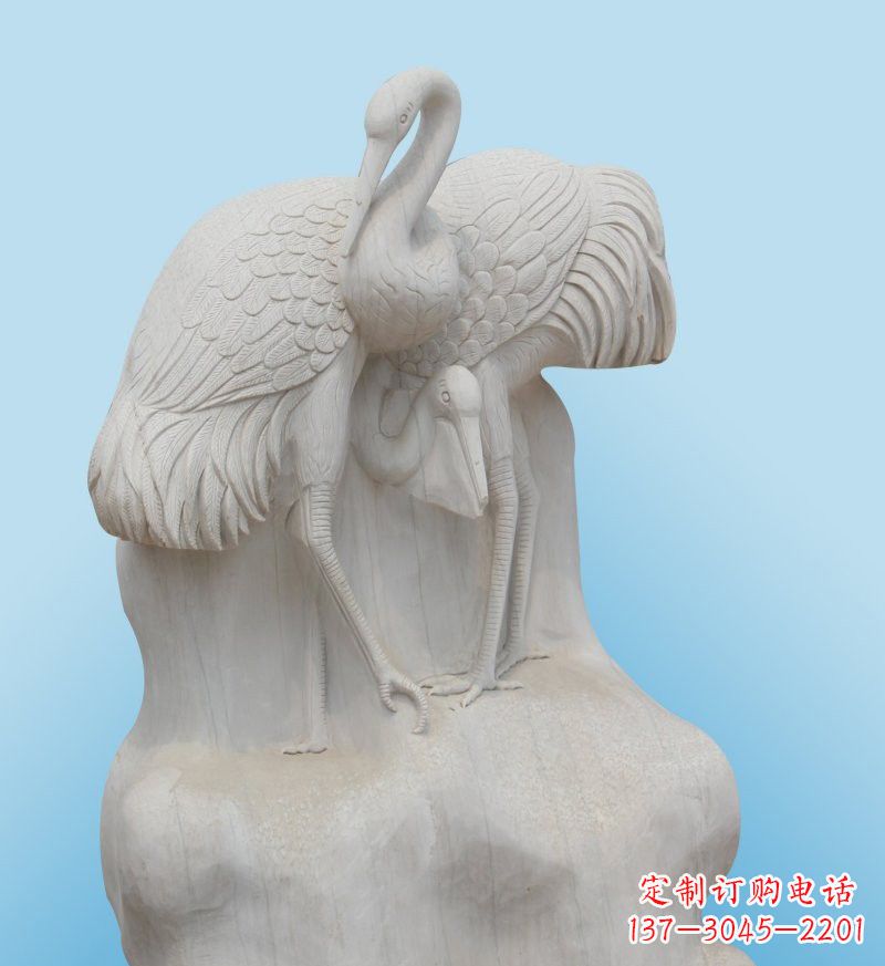广西大理石制作的丹顶鹤雕塑