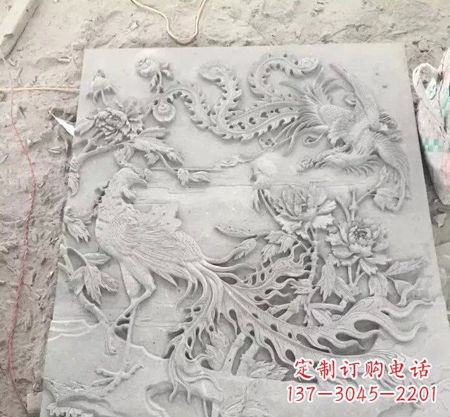 广西精美的凤凰雕塑