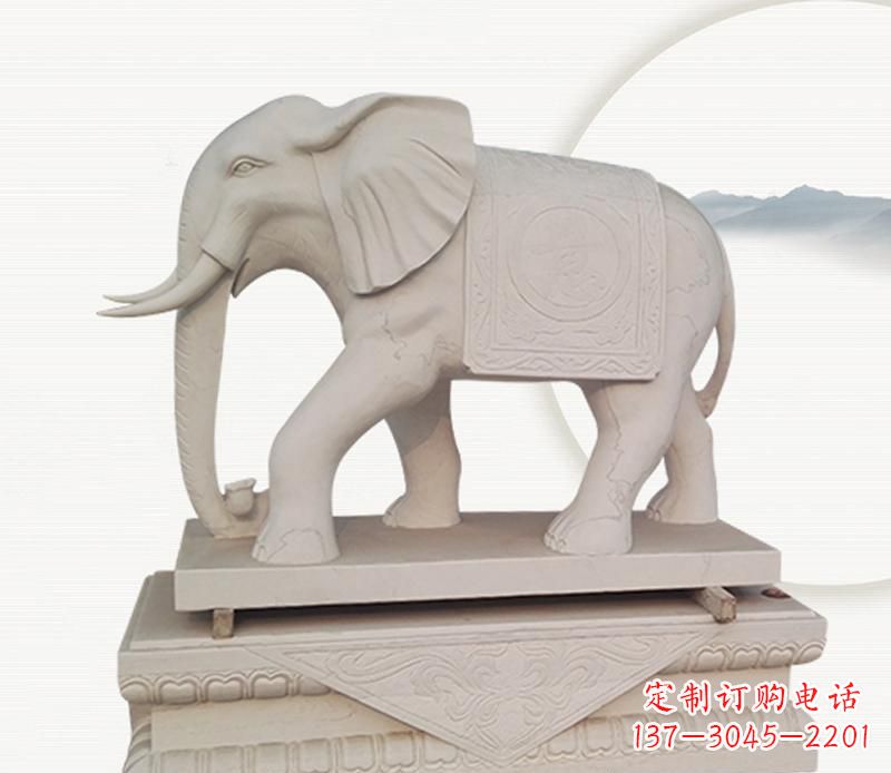 广西大理石公园内的巨大雕塑