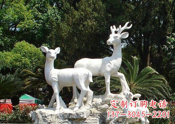 广西雕塑艺术——大理石公园小鹿石雕