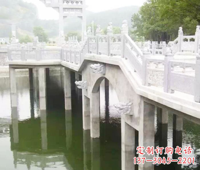 广西大理石拱桥石雕栏板——精美绝伦的艺术品