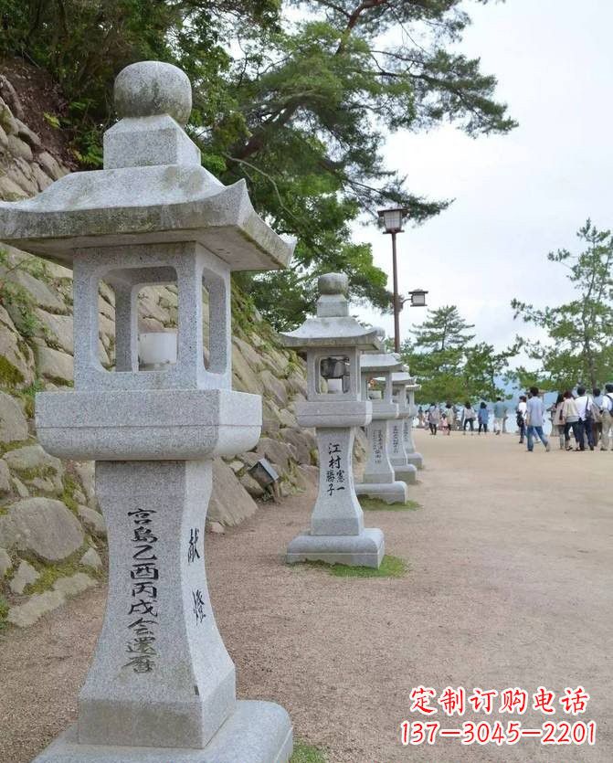 广西精美古典大理石宫灯雕塑
