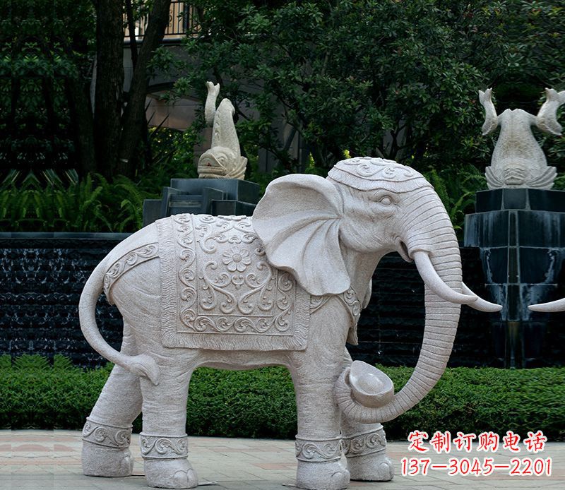广西以大理石为材料的完美大象雕塑