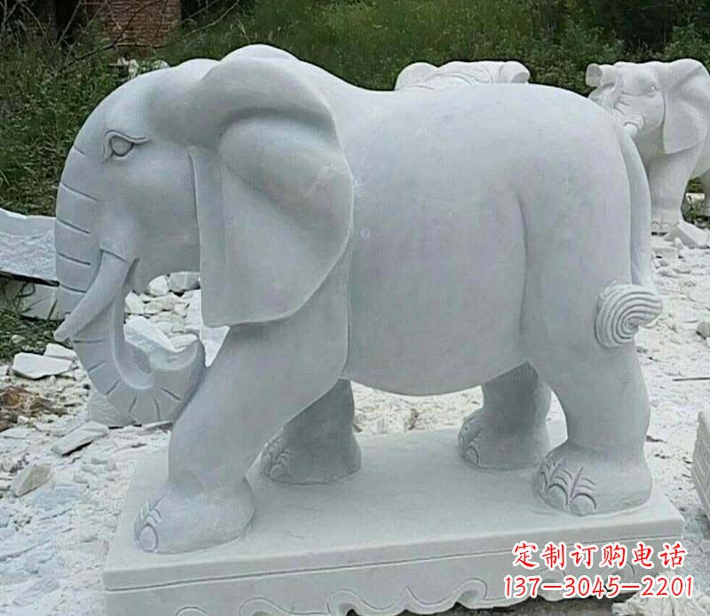 广西精雕细琢的大理石大象雕塑