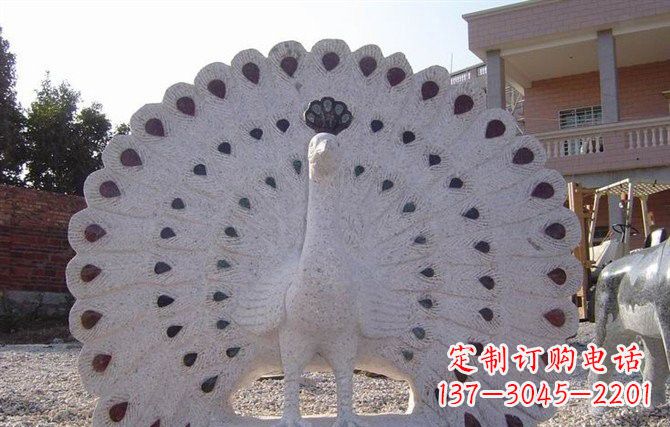 广西精美绝伦的孔雀石雕塑