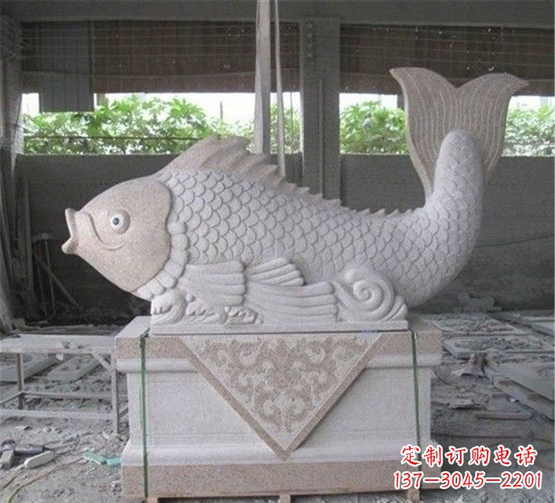 广西精美大理石"鲤鱼"雕塑