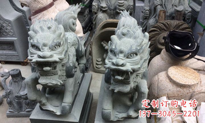 广西大理石立式麒麟门口镇宅石雕