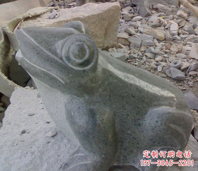 广西大理石青蛙石雕-质感细腻引人注目
