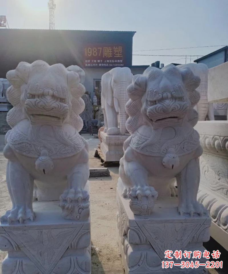 广西大理石狮子雕塑,象征威严