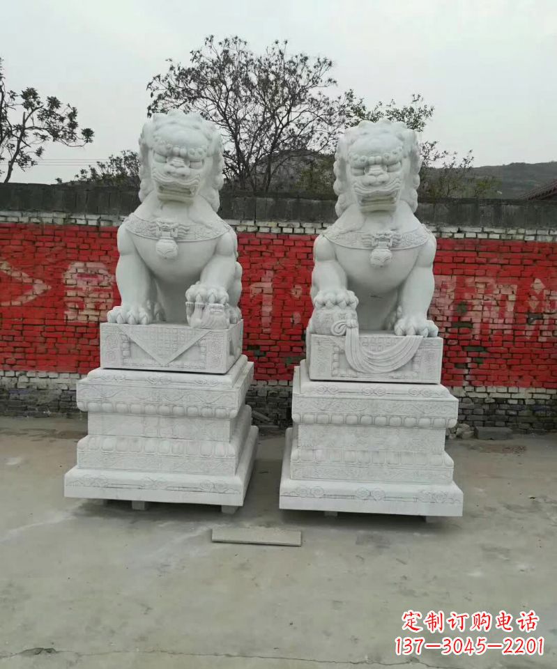 广西大理石狮子雕塑,精致而壮观