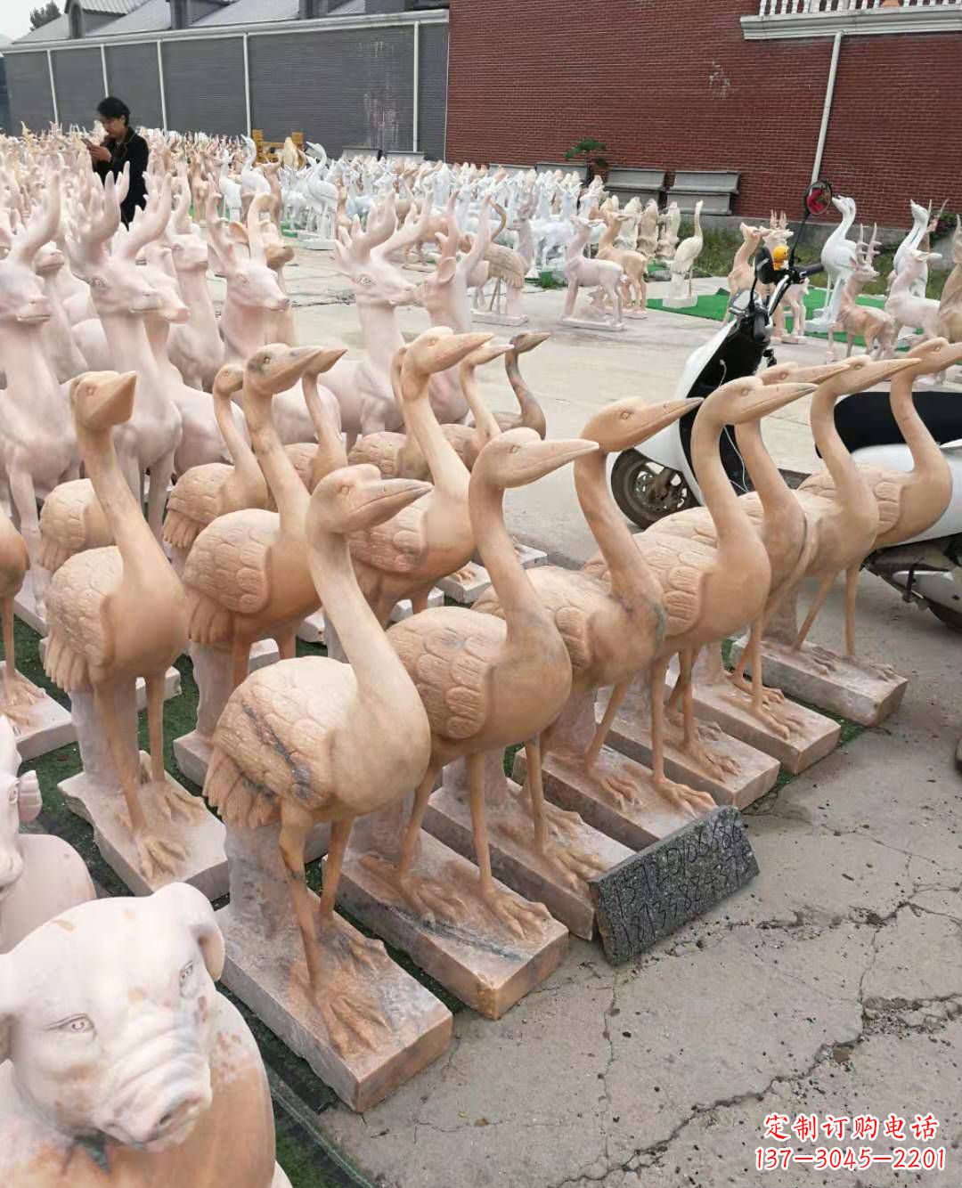 广西丹顶鹤大理石雕塑